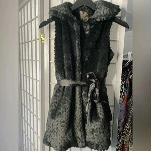 Black Faux Fur vest with waist tie - Size XS to Small